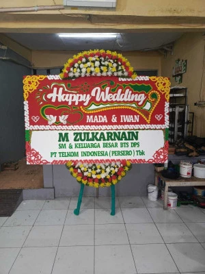 Papan Bunga di Cipinang Besar Utara